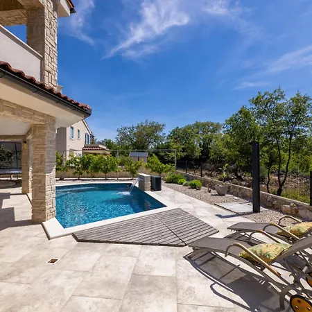 Βίλα Divina Milohnici